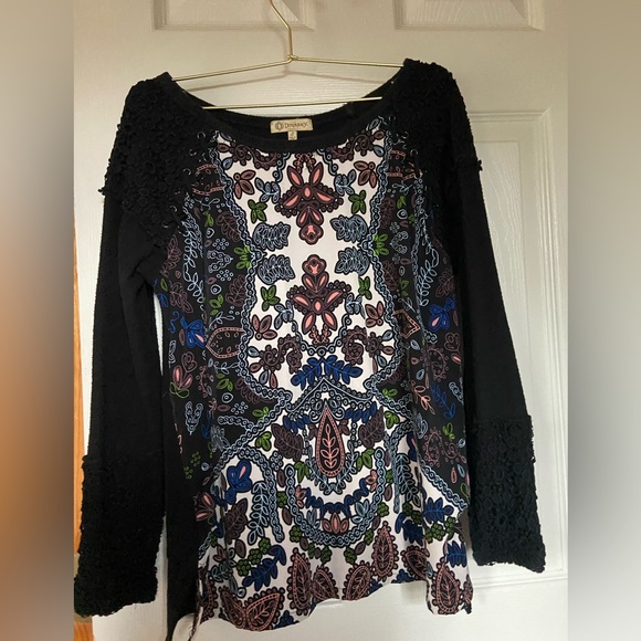 Democracy Tops - Democracy Long Sleeve Top - Boho Print & Crochet Detail - Size Small